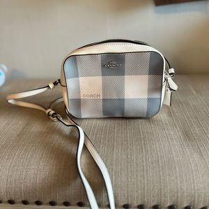 Coach small crossbody purse w adjustable strap. Gently used.